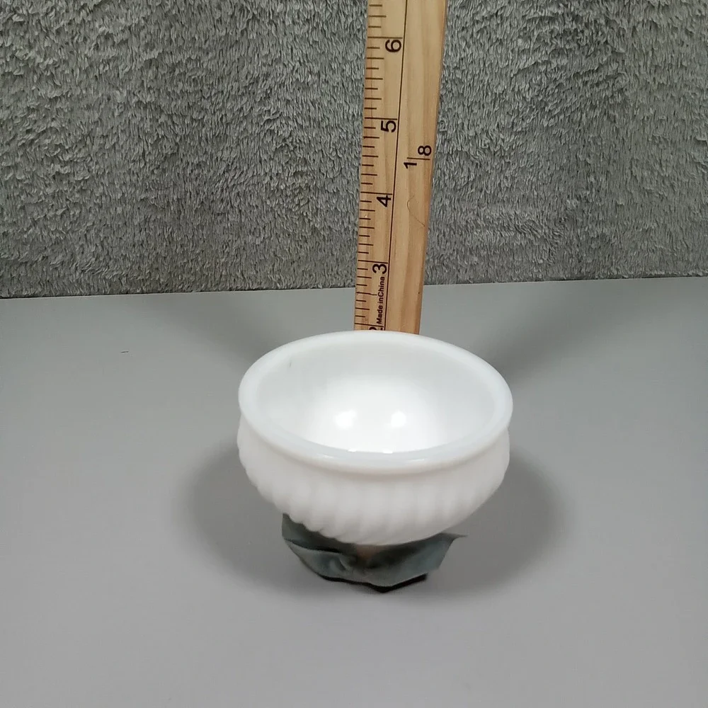 Vintage White‎ Milk Glass Swirl Ribbed Small Bowl with Green Velvet Bow Accent